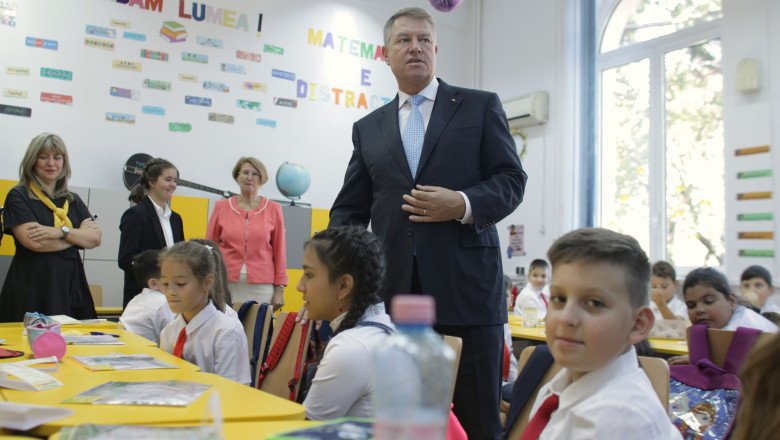 Politicienii iau cu asalt școlile, la deschiderea noului an școlar: Klaus Iohannis va merge într-o comună din Prahova