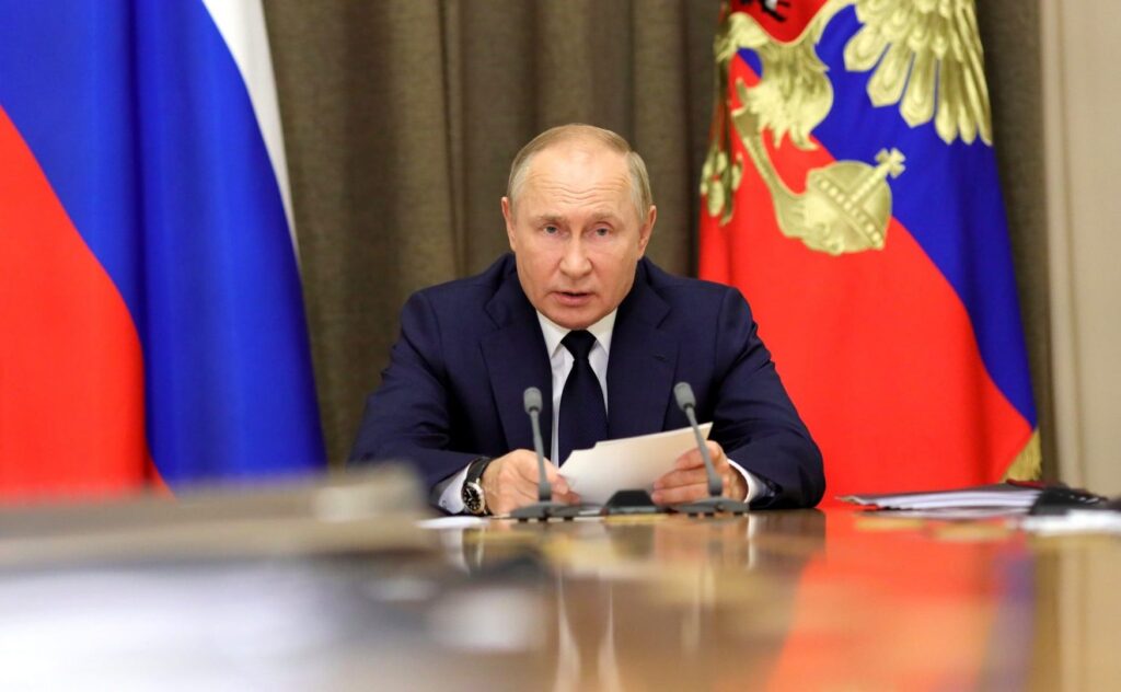Generalul rus în rezervă Leonid Ivaşov îi c ere demisia lui Vladimir Putin