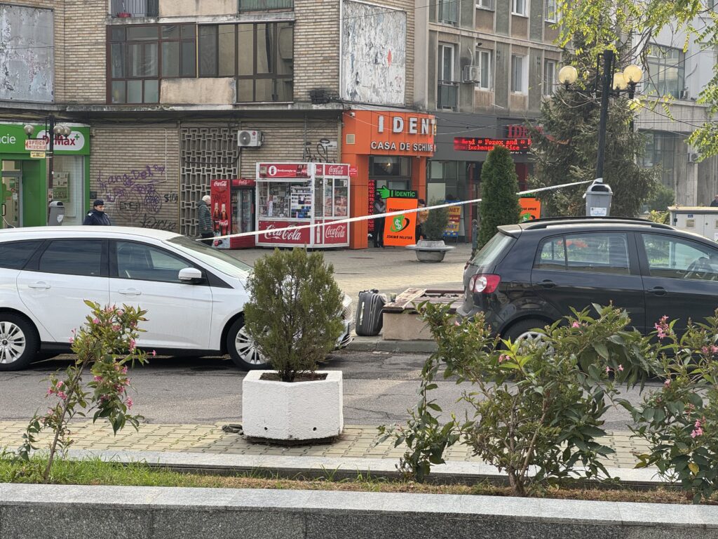 FOTO: Alertă cu bombă lângă Palatul Administrativ din Ploiești